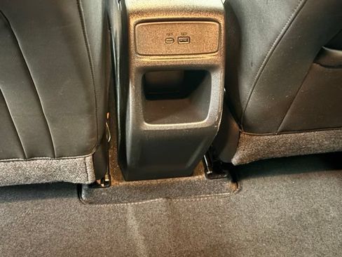 Used 2024 Chevrolet Trax RS w/ Sunroof Package FWD image 14