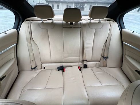 Used 2016 BMW 328i Sedan RWD image 26