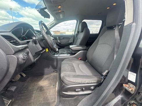 Used 2017 Chevrolet Traverse LT AWD/4WD image 12
