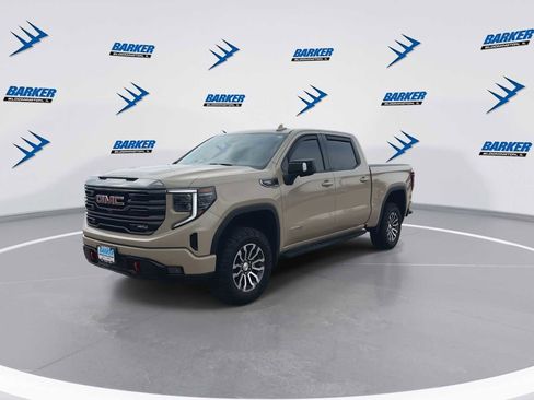 Used 2023 GMC Sierra 1500 AT4 w/ AT4 Premium Package image 4
