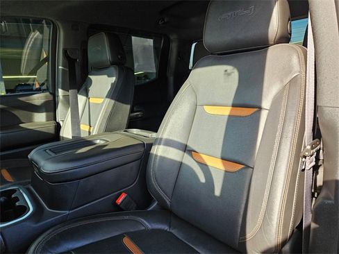 Used 2019 GMC Sierra 1500 AT4 w/ AT4 Premium Package image 12