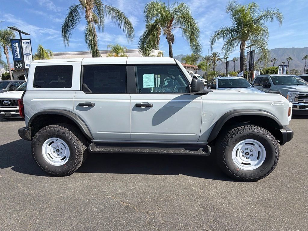 New 2026 Ford Bronco Heritage Edition AWD/4WD image 14