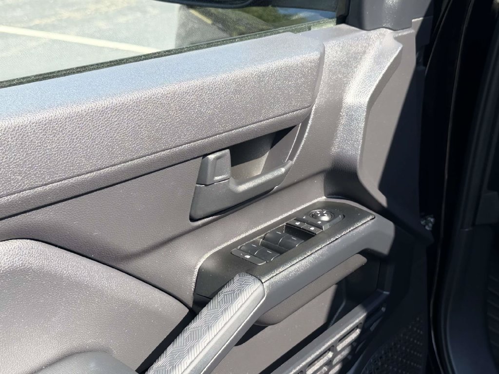 Certified 2025 Toyota 4Runner SR5 AWD/4WD image 19