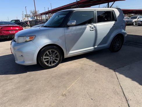 Used 2013 Scion xB 10 Series image 2