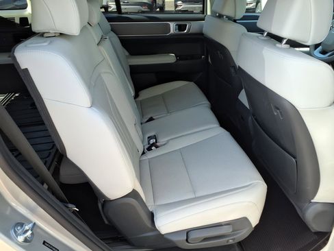 Certified 2026 Hyundai Santa Fe SEL FWD image 14