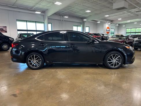 Used 2017 Lexus ES 350 FWD image 9