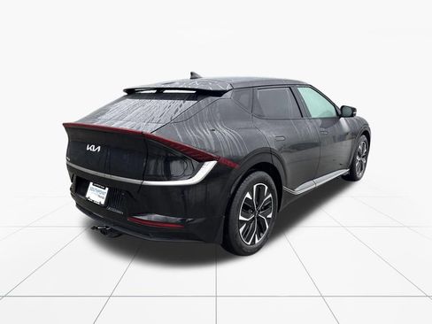 Used 2024 Kia EV6 Wind image 9