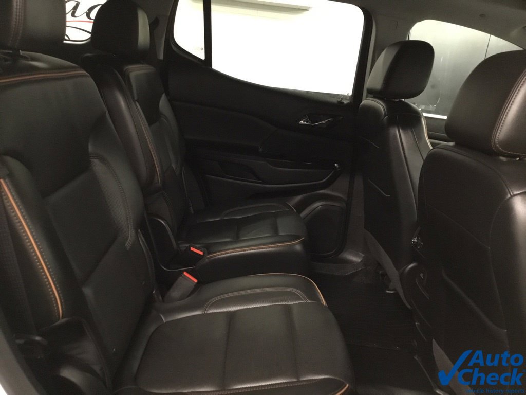 Used 2022 GMC Acadia AT4 w/ Technology Package AWD/4WD image 34