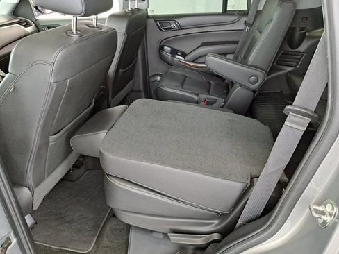 Used 2018 Chevrolet Tahoe LT AWD/4WD image 32
