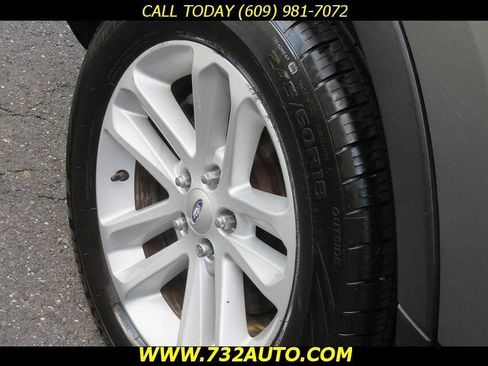 Used 2013 Ford Explorer XLT AWD/4WD image 17