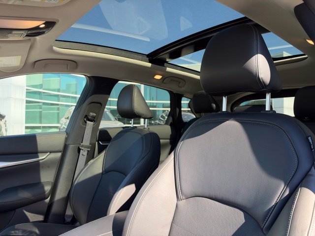 Used 2025 INFINITI QX50 Luxe AWD/4WD image 13