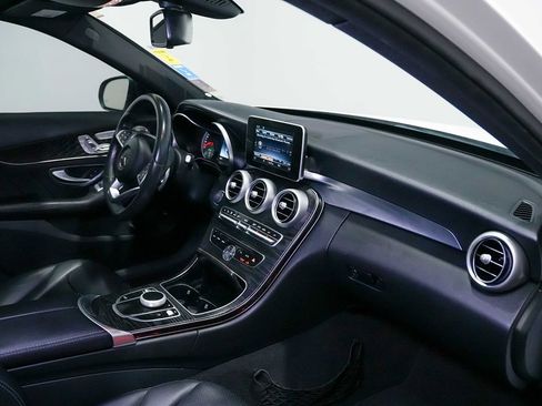 Used 2018 Mercedes-Benz C 300 Sedan image 25
