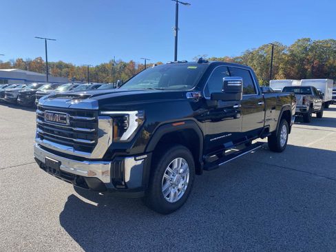New 2024 GMC Sierra 3500 SLT w/ SLT Premium Package image 1