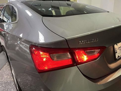 Used 2023 Chevrolet Malibu LT FWD image 12