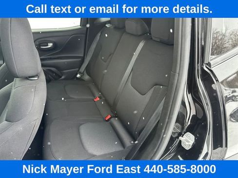Used 2023 Jeep Renegade Latitude AWD/4WD image 22