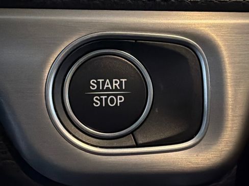 Used 2025 Mercedes-Benz G 580 w/ EQ Technology image 31
