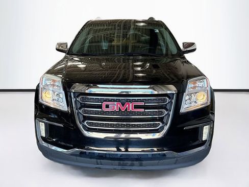 Used 2017 GMC Terrain SLT w/ Open Road Package AWD/4WD image 4