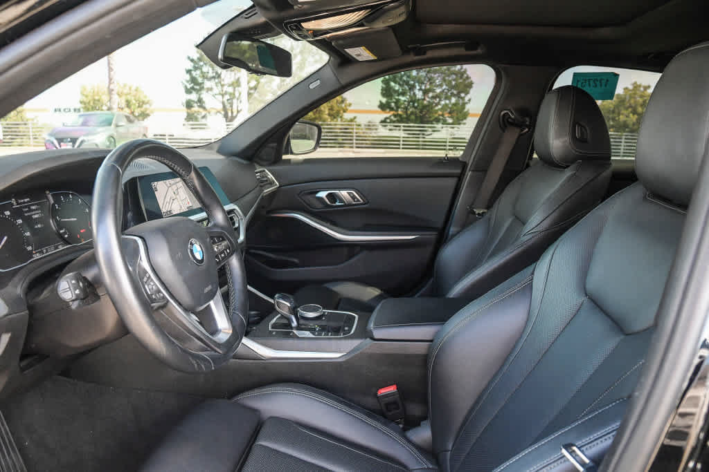 Used 2022 BMW 330i Sedan RWD image 16