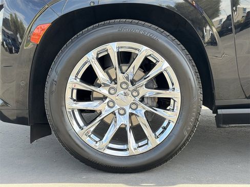 Used 2021 Cadillac Escalade Premium Luxury w/ Driver Assist Tech Package image 9