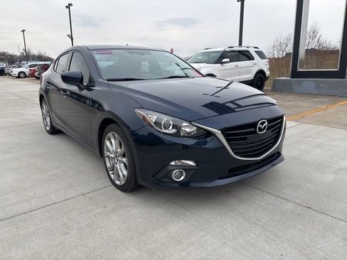 Used 2016 MAZDA MAZDA3 s Touring image 2