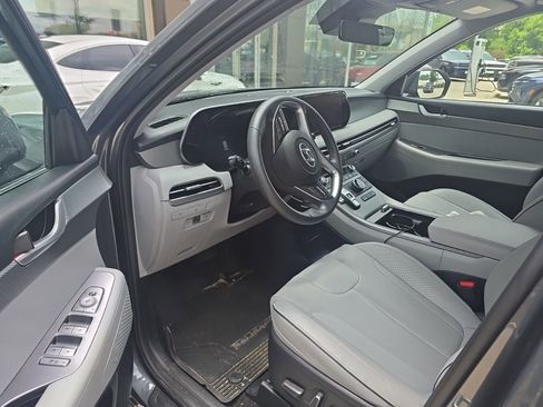 Used 2025 Hyundai Palisade SEL FWD image 10