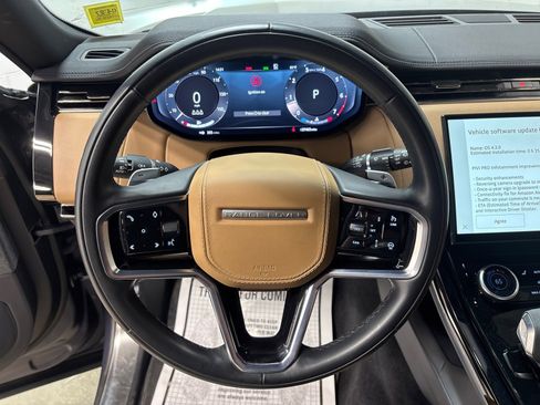 Used 2023 Land Rover Range Rover Sport SE AWD/4WD image 18