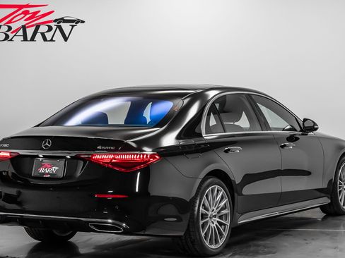 Used 2022 Mercedes-Benz S 580 4MATIC Sedan image 5
