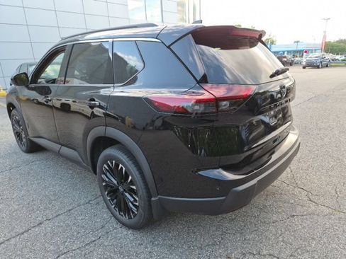 New 2026 Nissan Rogue Dark Armor AWD/4WD image 8