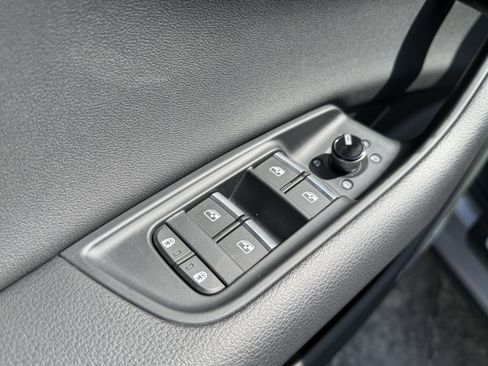 Used 2021 Audi Q8 Premium Plus w/ Premium Plus Package image 11