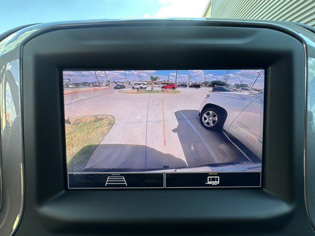 Used 2023 Chevrolet Silverado 1500 Custom Trail Boss AWD/4WD image 17