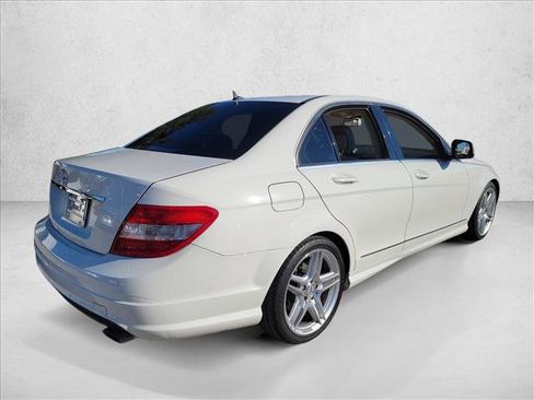 Used 2009 Mercedes-Benz C 300 Sport image 5