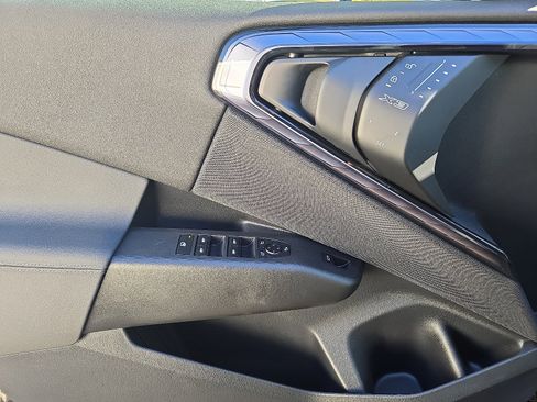 Used 2025 BMW X3 xDrive30i w/ Convenience Package image 13