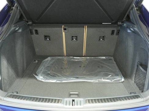 New 2026 Porsche Macan AWD/4WD image 27