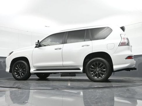 Certified 2020 Lexus GX 460 Premium w/ Premium Package AWD/4WD image 38