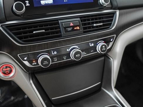 Used 2021 Honda Accord EX-L image 22