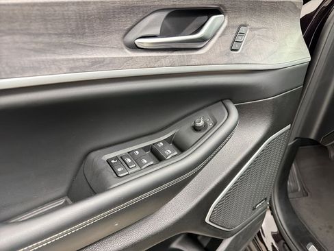 Used 2022 Jeep Grand Cherokee L Limited w/ Trailer Tow Group (B) image 12