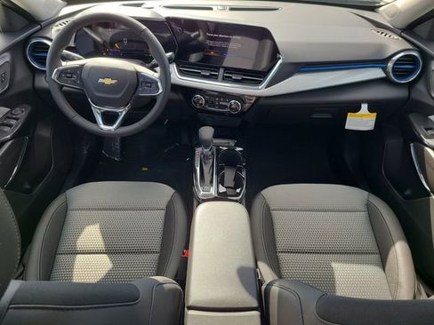New 2026 Chevrolet Trax LT w/ Driver Confidence Package FWD image 14