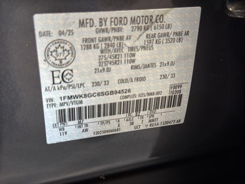 Used 2025 Ford Explorer ST AWD/4WD image 41