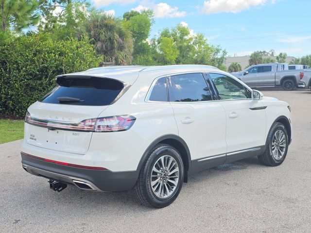 Used 2020 Lincoln Nautilus FWD w/ Equipment Group 101A image 4