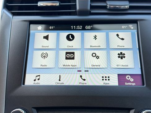 Used 2017 Ford Fusion Energi SE image 31