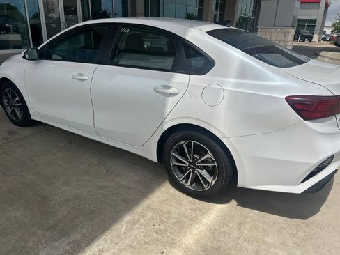Used 2023 Kia Forte LXS FWD image 12