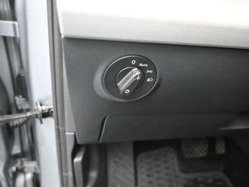 Used 2024 Volkswagen Taos S image 13