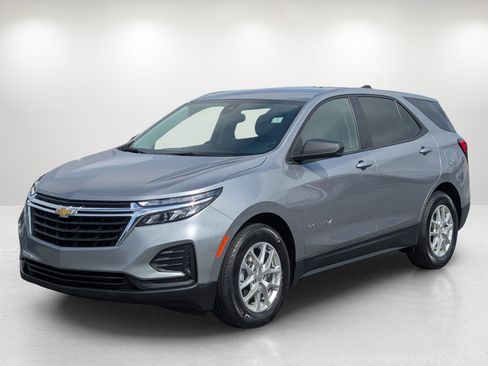 Used 2023 Chevrolet Equinox LS w/ LPO, Cargo Package FWD image 1