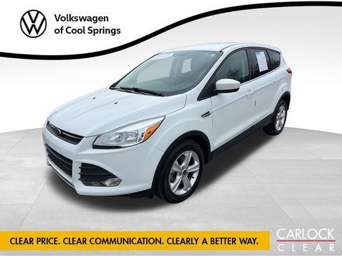 Used 2015 Ford Escape SE image 1