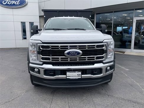Used 2024 Ford F550 XL w/ Snow Plow Prep Package image 5