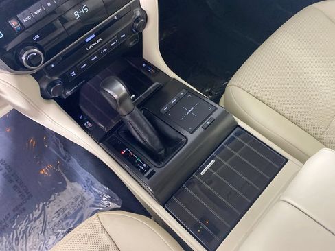 Certified 2023 Lexus GX 460 Premium w/ Premium Package AWD/4WD image 23