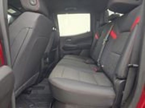 Used 2023 Chevrolet Colorado Z71 w/ Z71 Convenience Package 2 image 4