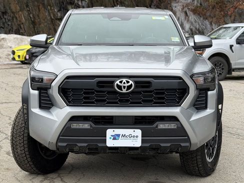 Used 2024 Toyota Tacoma TRD Off-Road w/ TRD Off Road Upgrade Package image 2