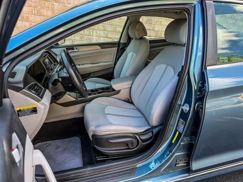 Used 2016 Hyundai Sonata SE FWD image 10