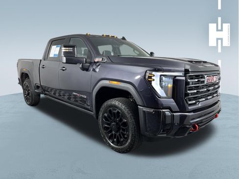 Used 2025 GMC Sierra 2500 AT4 w/ AT4 Premium Plus Package AWD/4WD image 1